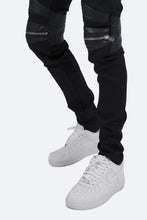 Load image into Gallery viewer, X186 Stretch Moto Denim - Black/Black
