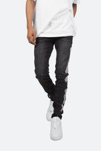 Load image into Gallery viewer, X199 Stretch Skeleton Denim - Vintage Black
