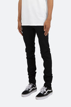 Load image into Gallery viewer, X6 Stretch Denim - Matte Black
